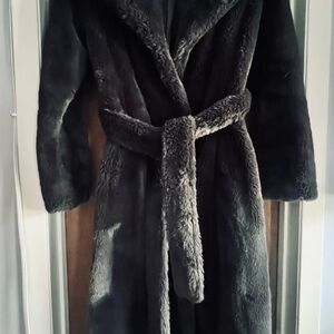Badgley Mischka  Women's Black Long Faux Fur Coat